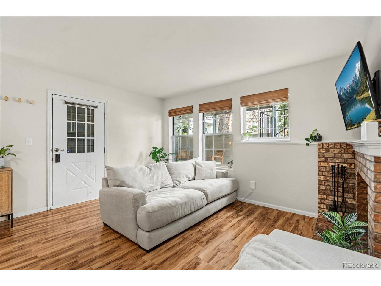 1601 W Swallow Rd 9B