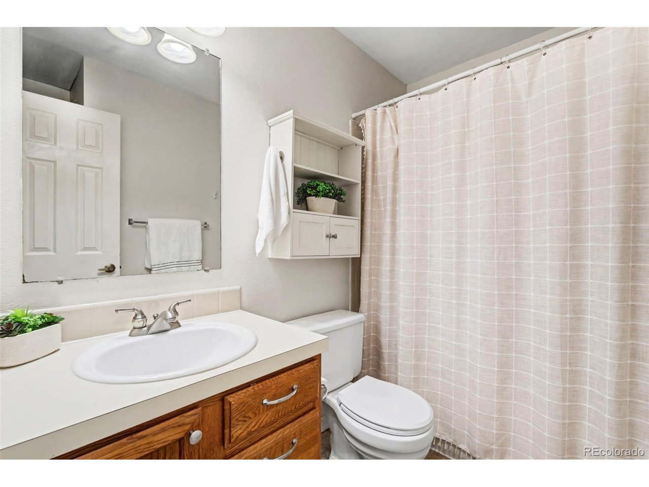 1601 W Swallow Rd 9B