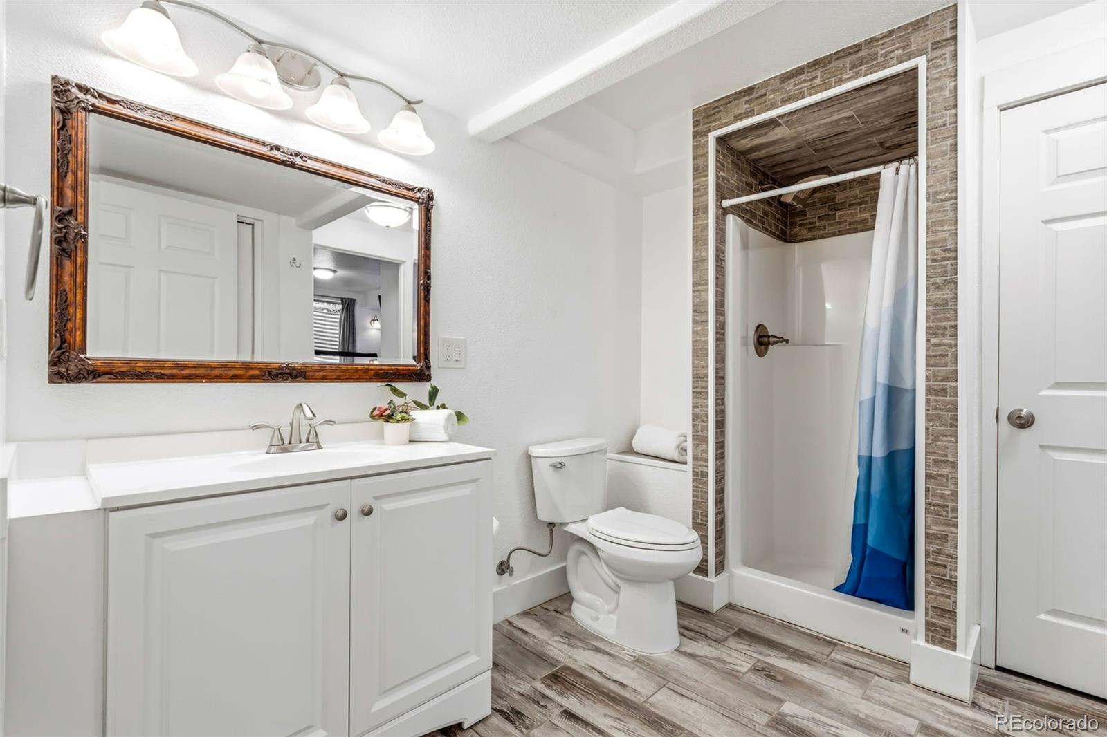 1064 S Edinburgh Drive