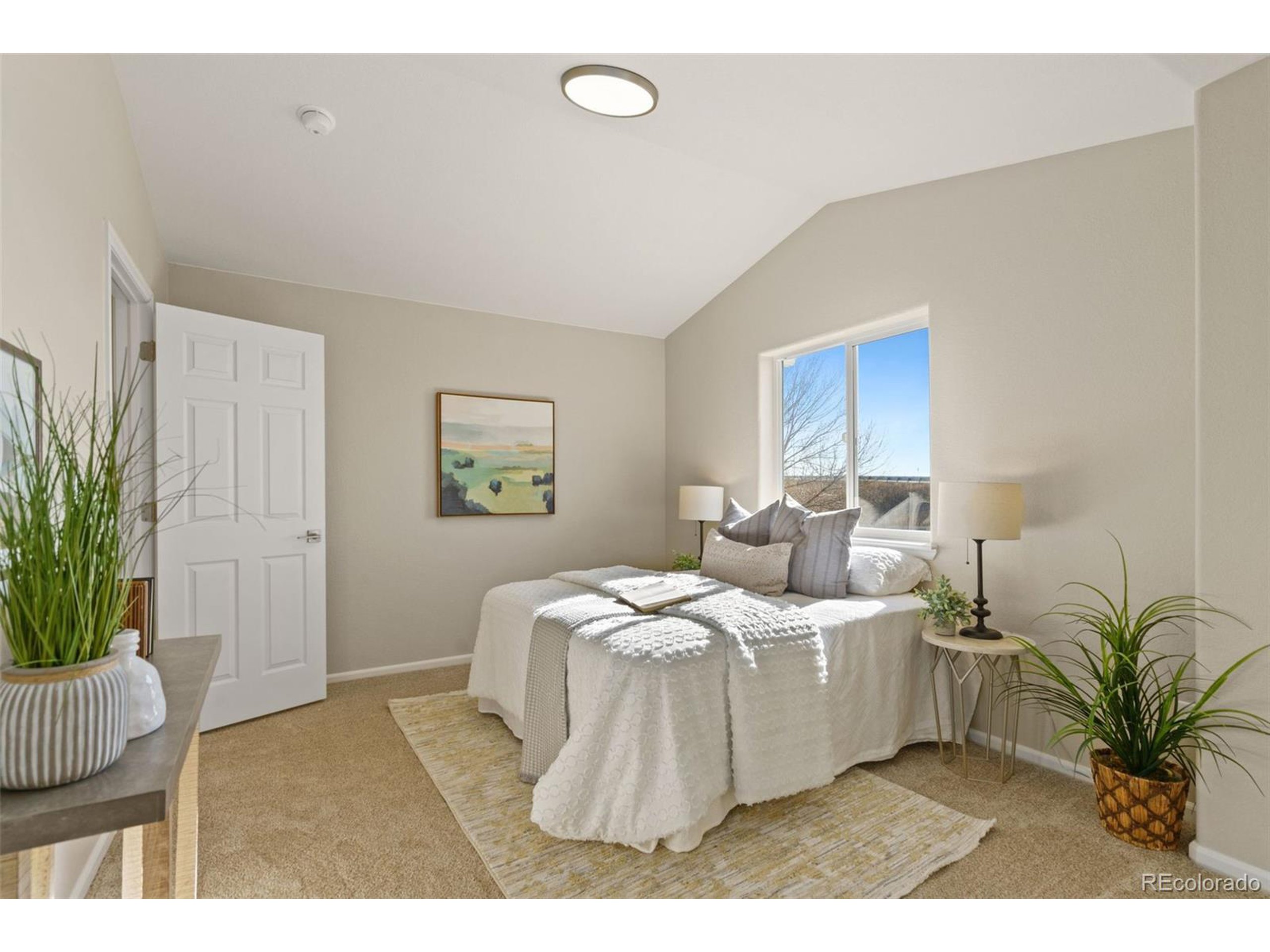 802 Waterglen Dr Unit: L52