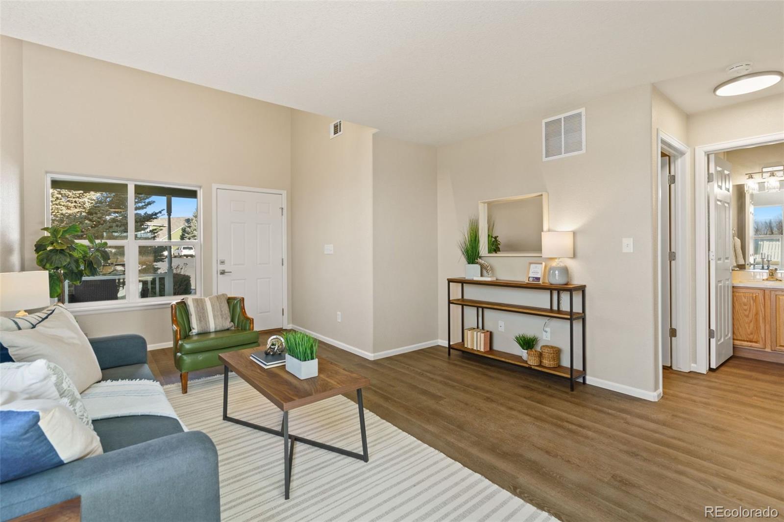 802 Waterglen Drive Unit: L52