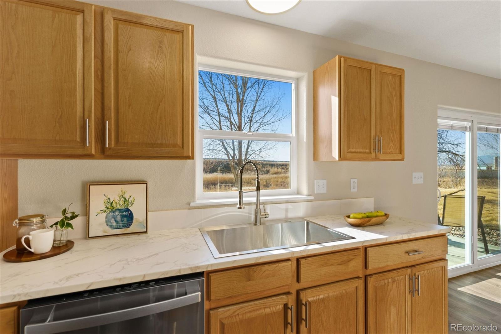 802 Waterglen Drive Unit: L52