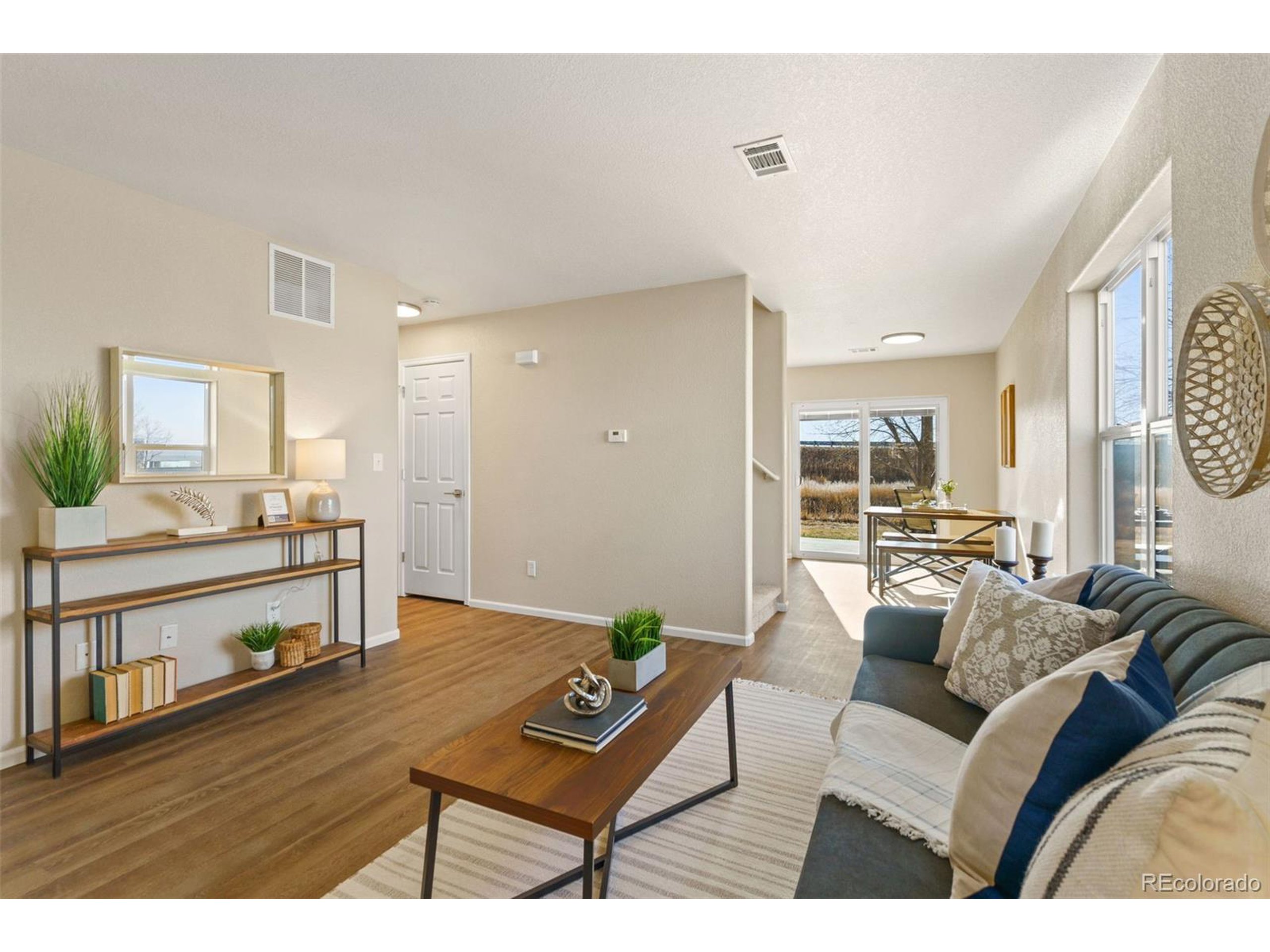 802 Waterglen Dr Unit: L52