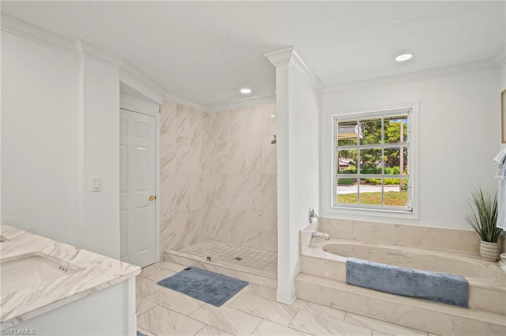 822 Buttonbush LN