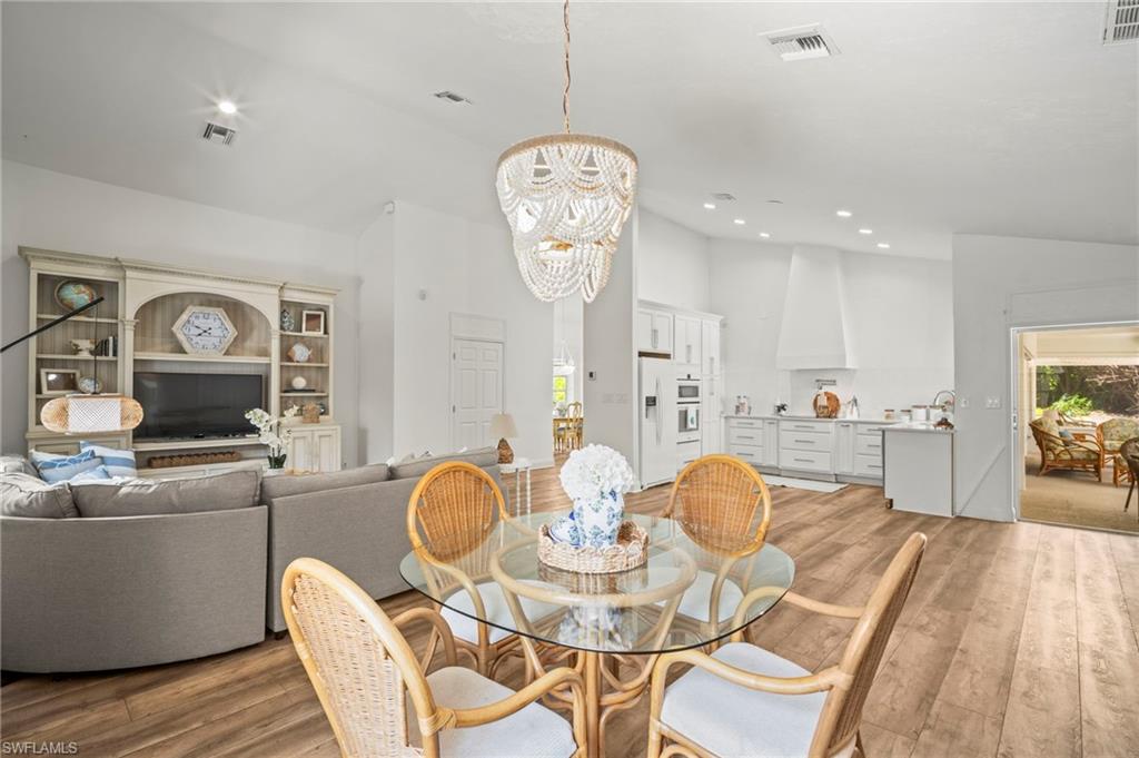 822 Buttonbush LN