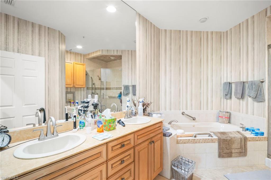 8570 Danbury BLVD # 204