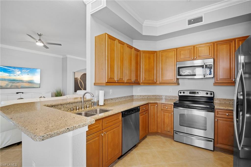 10518 Smokehouse Bay DR # 101