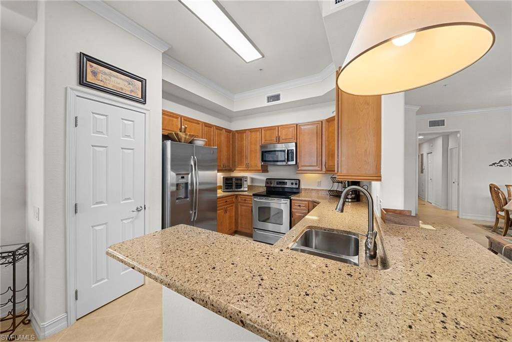 10478 Smokehouse Bay DR 102