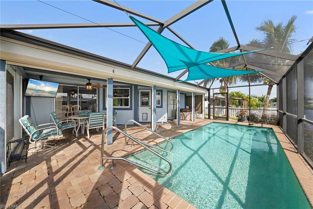 4320 Gulf CIR