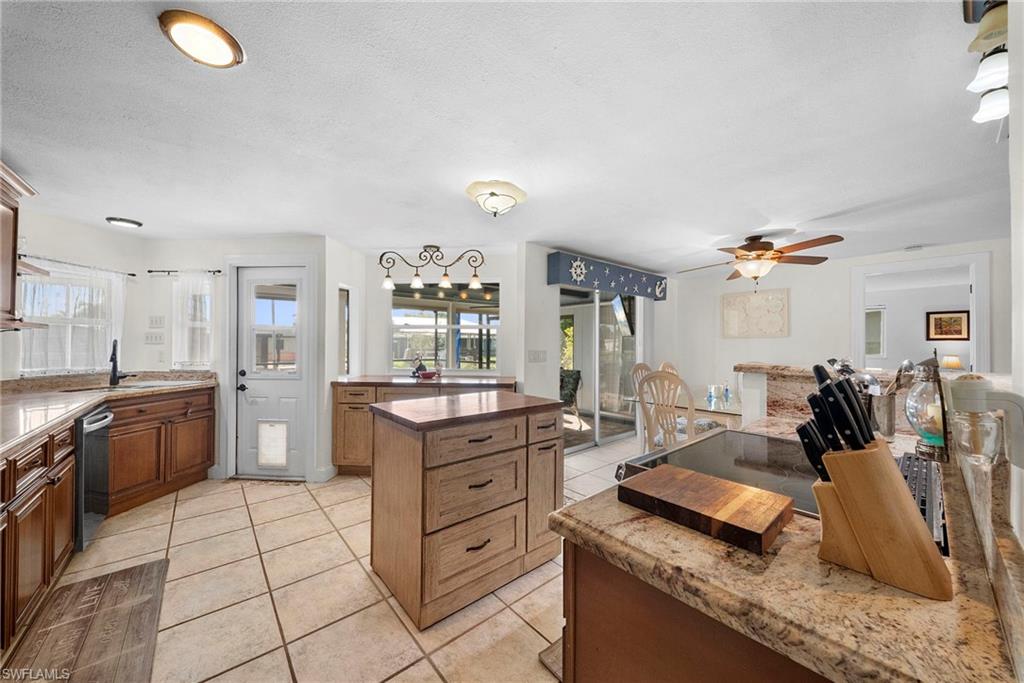 4320 Gulf CIR