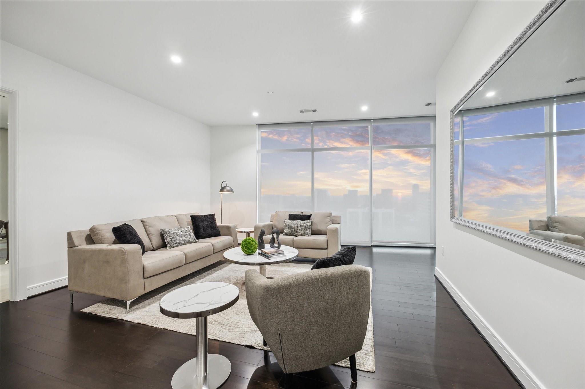 4521 San Felipe Street # 5 Unit: 2304-5