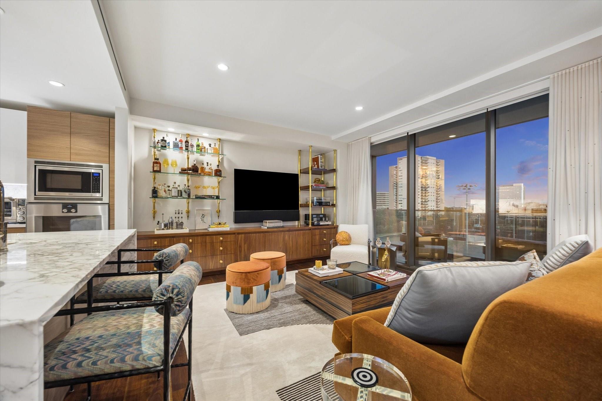 3433 Westheimer Road # 504