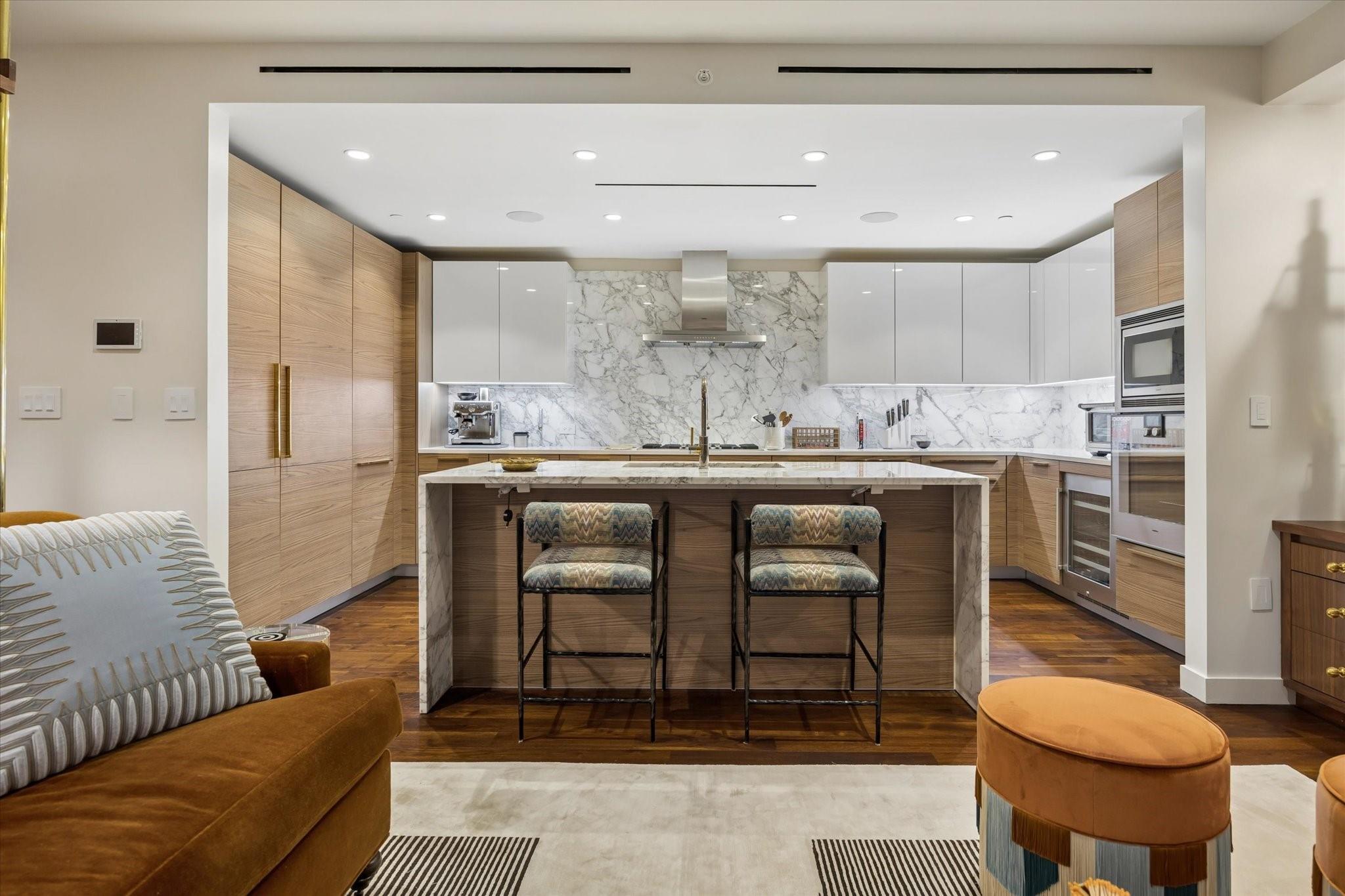 3433 Westheimer Road # 504