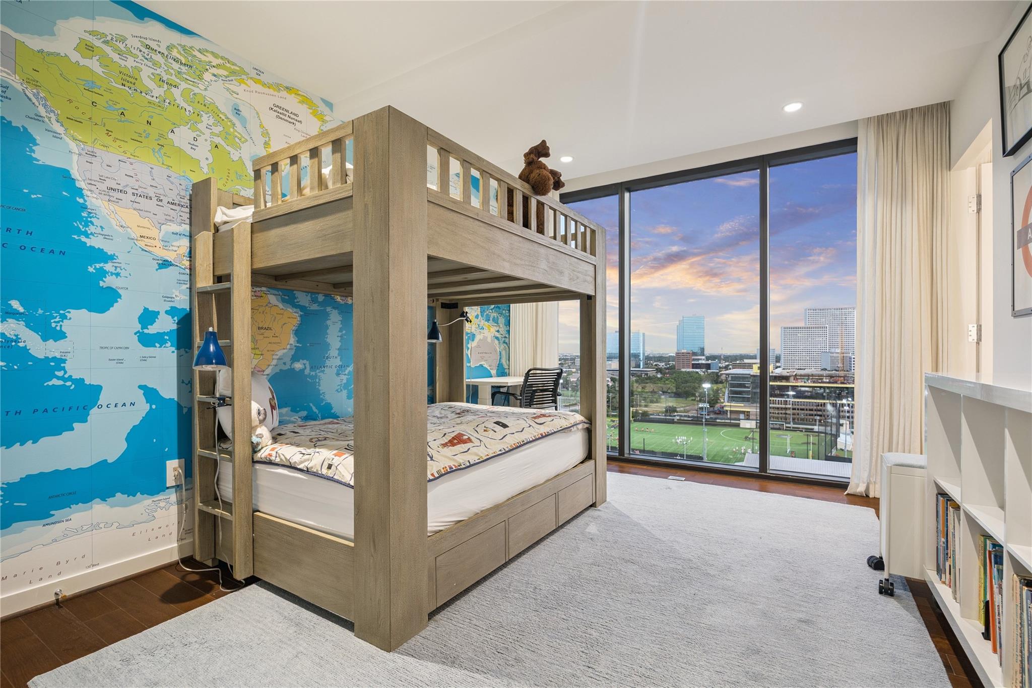 3433 Westheimer Road # 1404