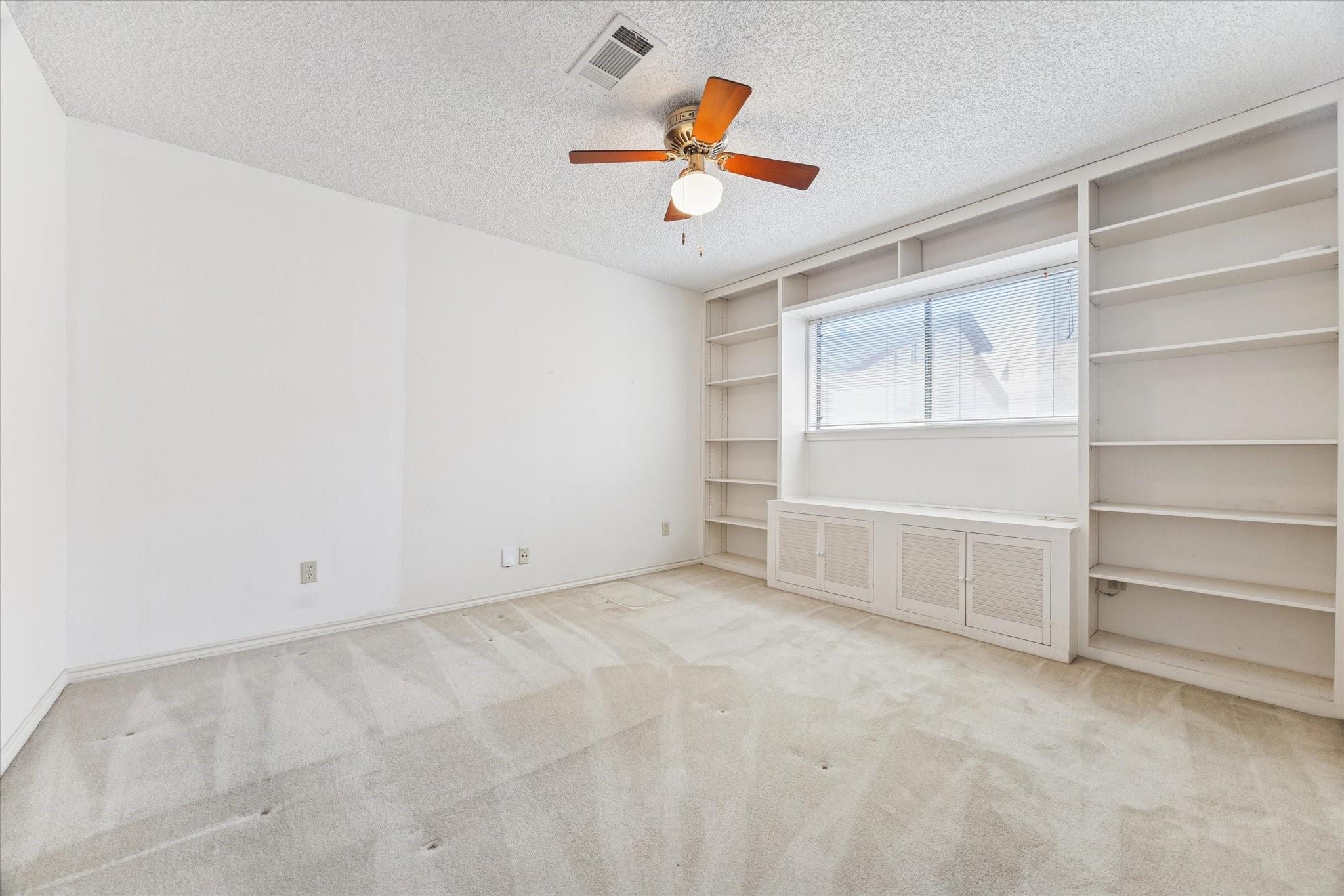 5604 Saint Paul Street