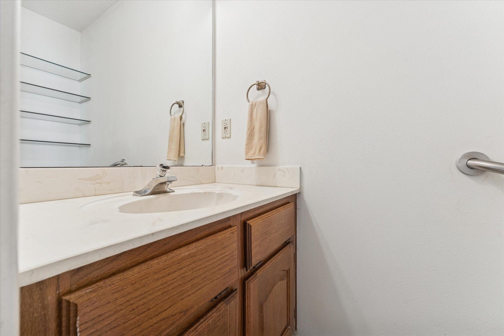 5604 Saint Paul Street