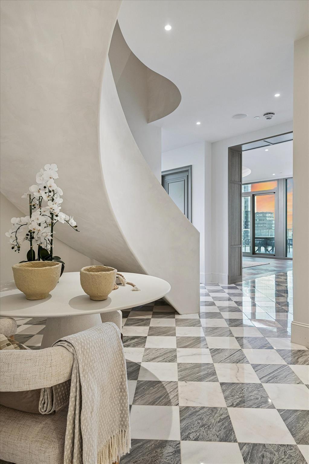 1275 S Post Oak Lane # 2502