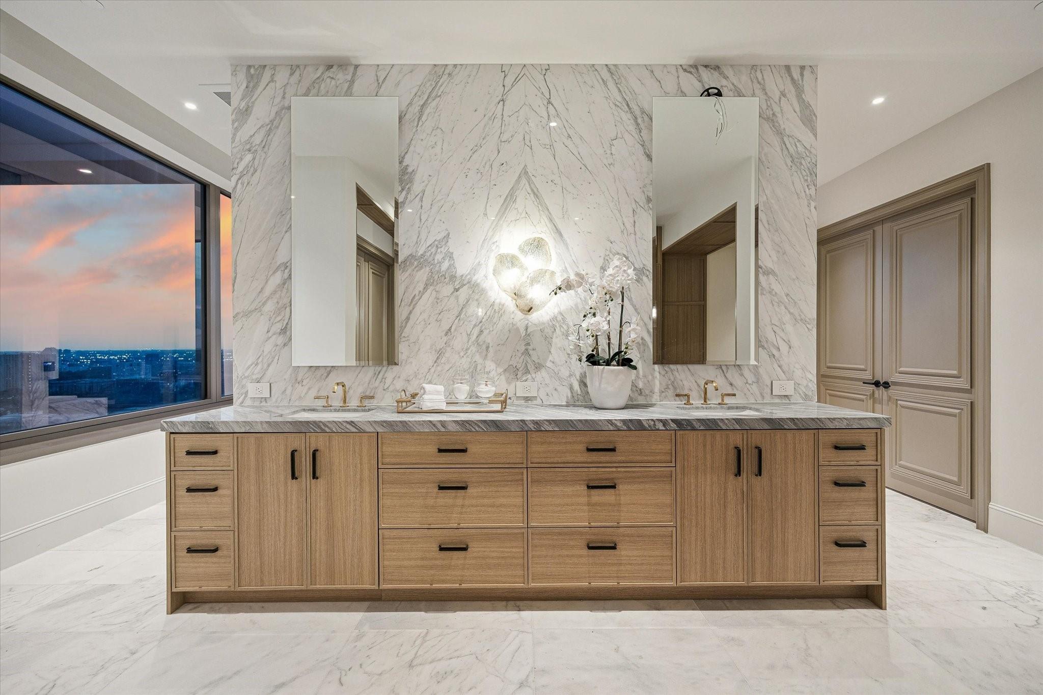 1275 S Post Oak Lane # 2502