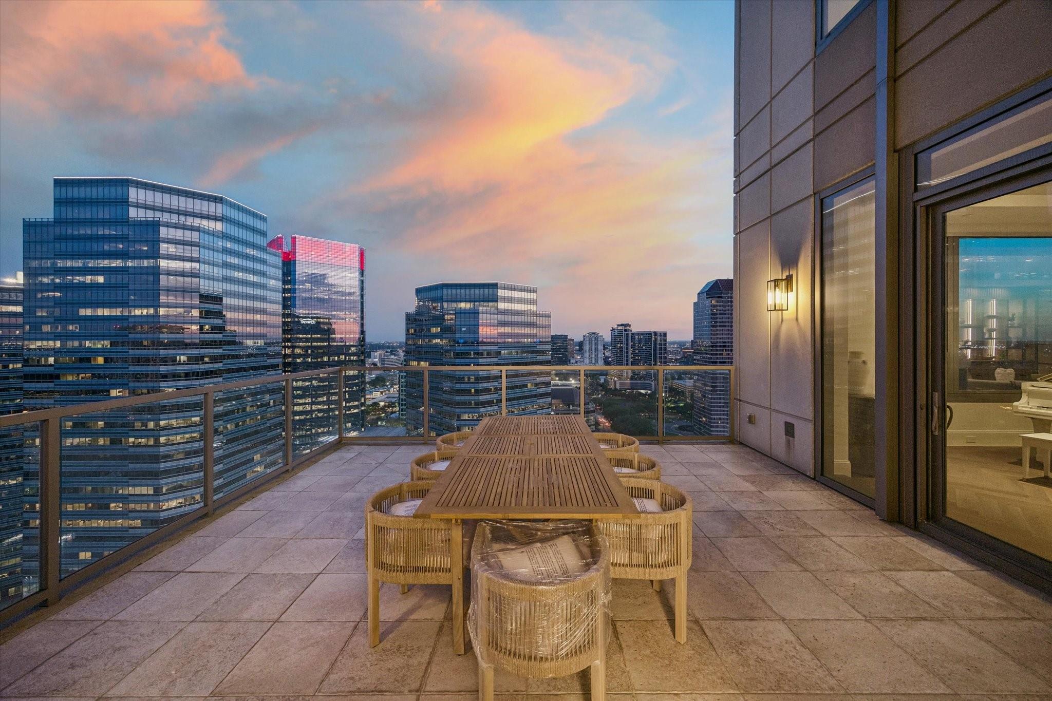 1275 S Post Oak Lane # 2502