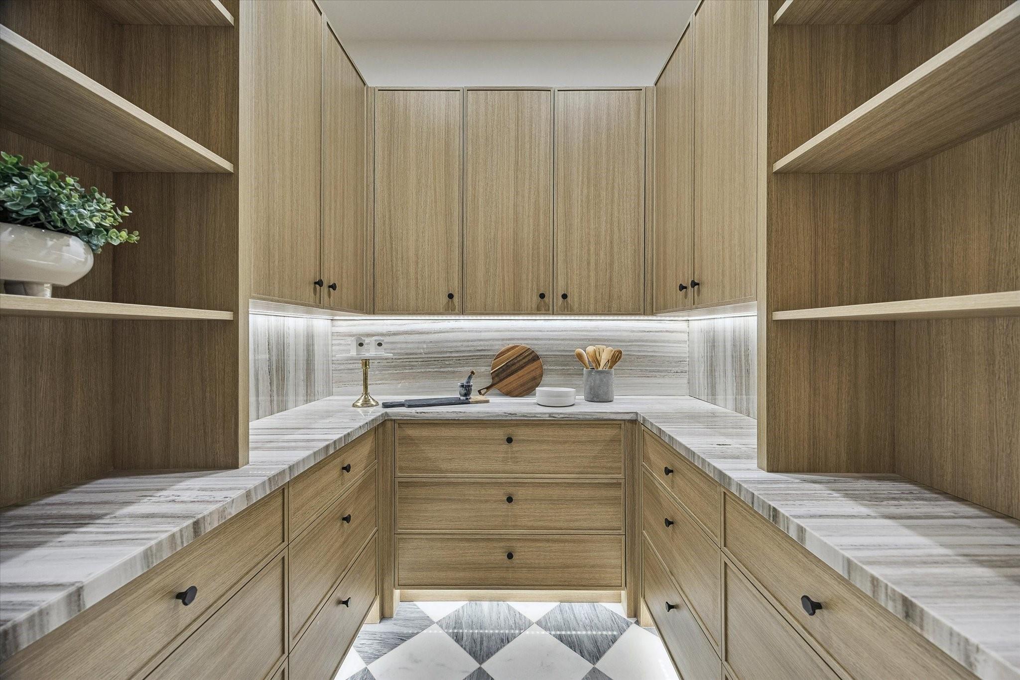 1275 S Post Oak Lane # 2502