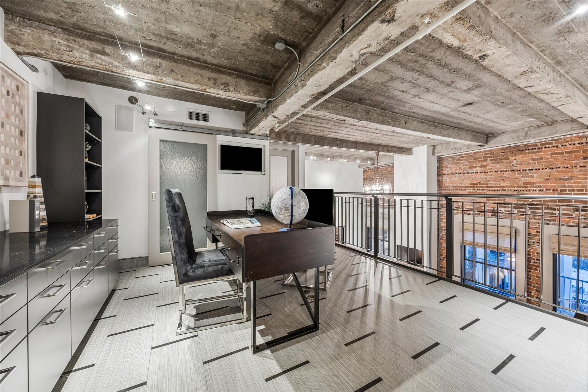 915 Franklin Street # 9N