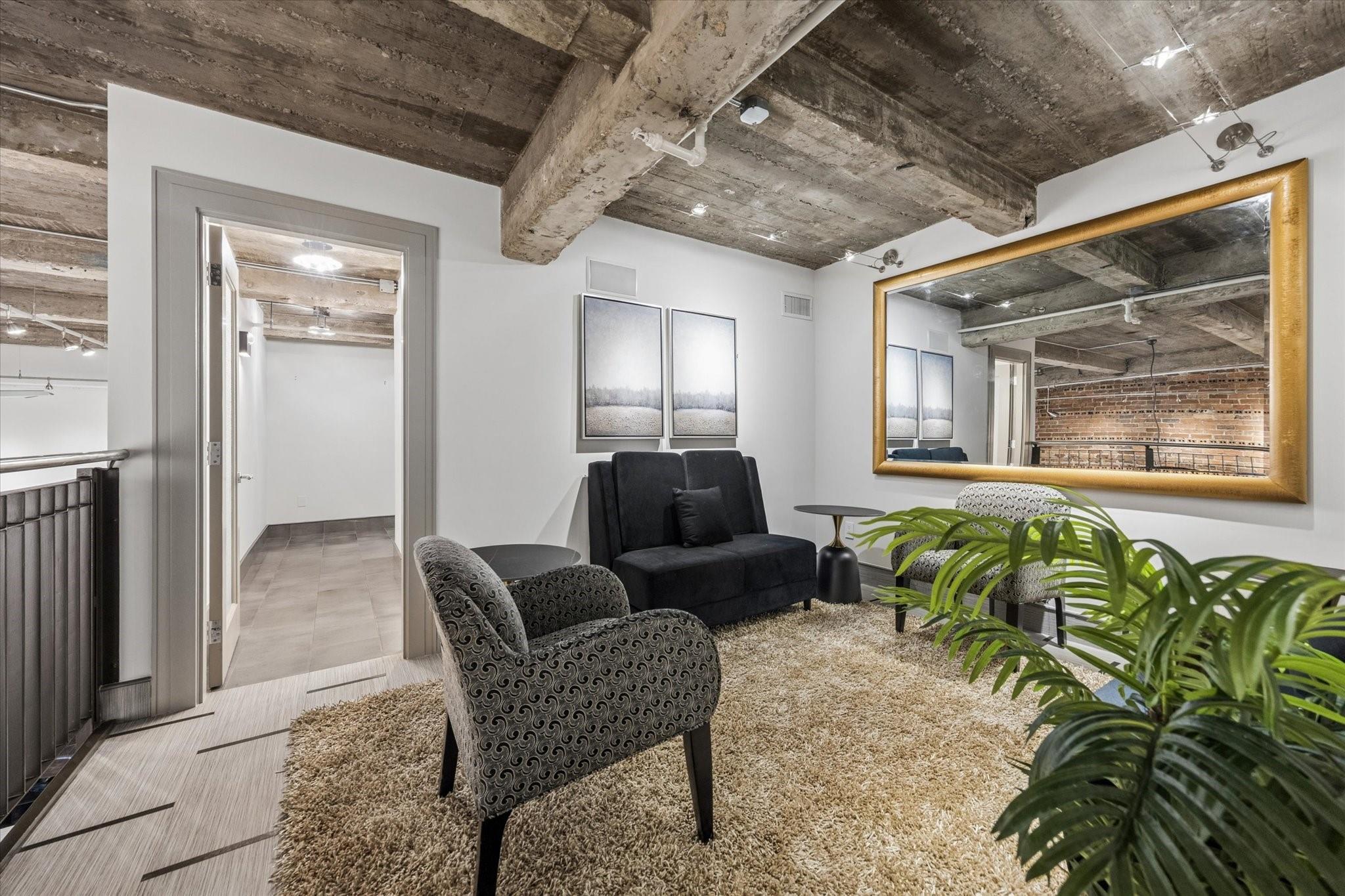 915 Franklin Street # 9N