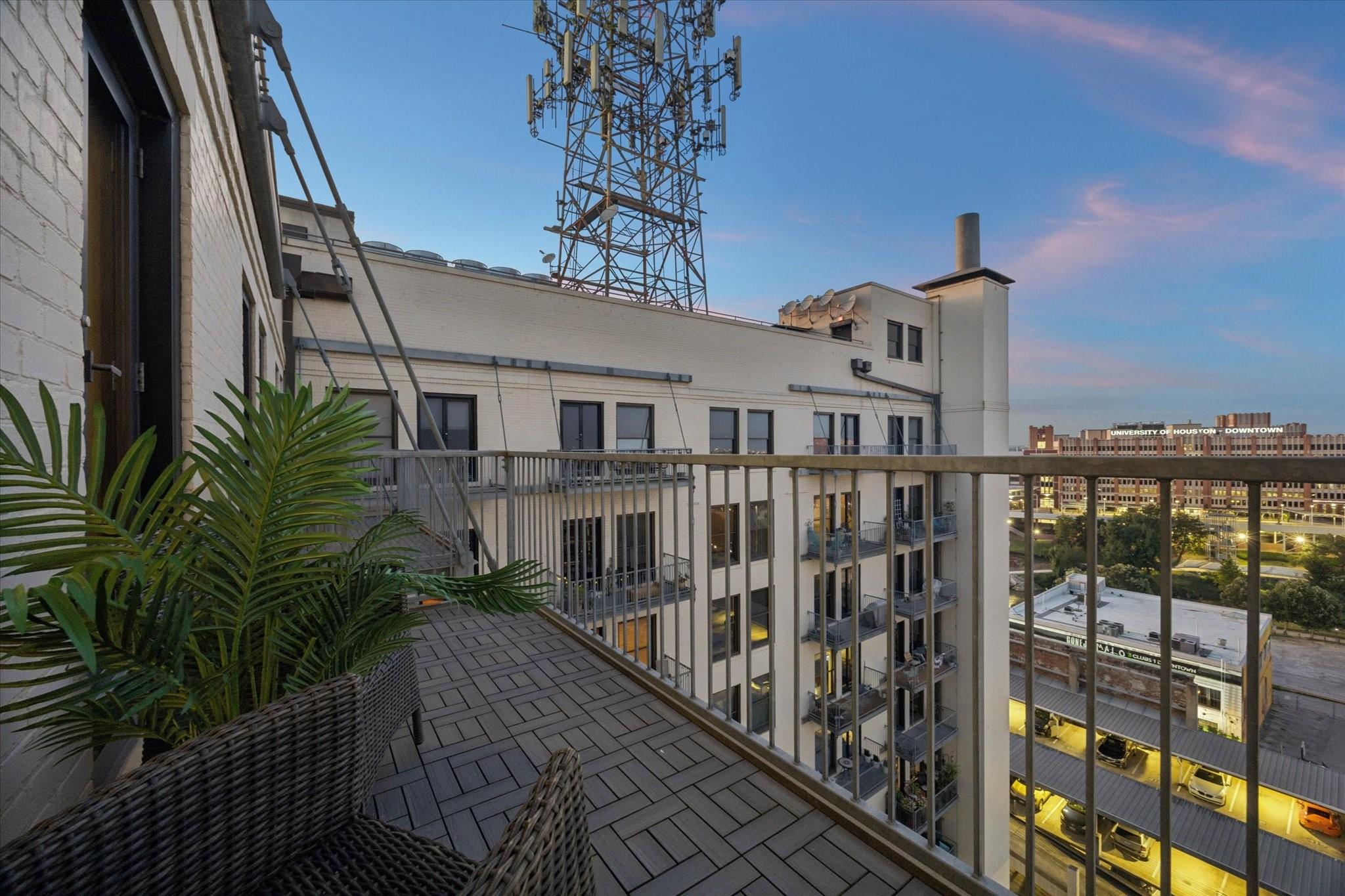 915 Franklin Street # 9N