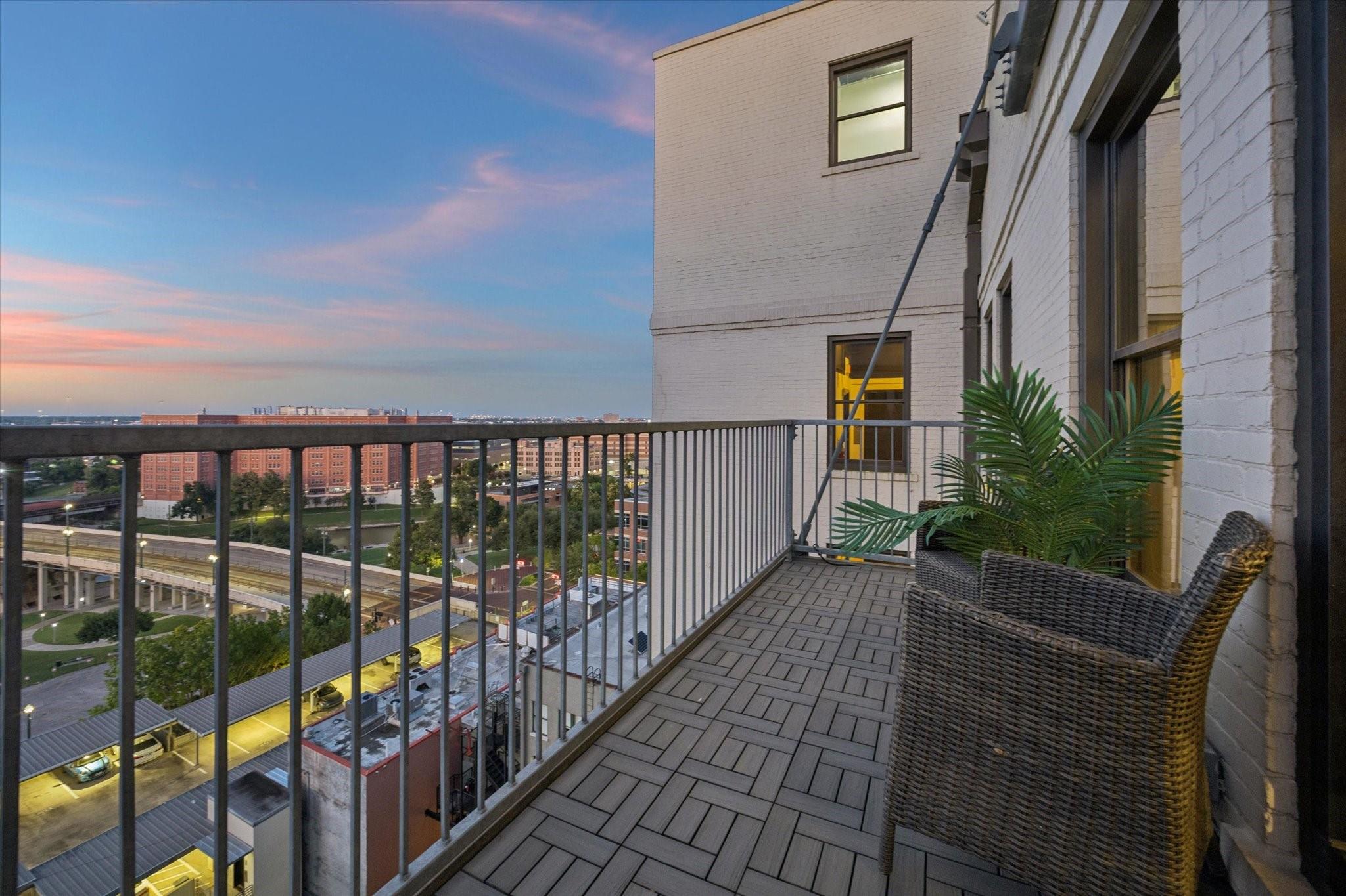 915 Franklin Street # 9N