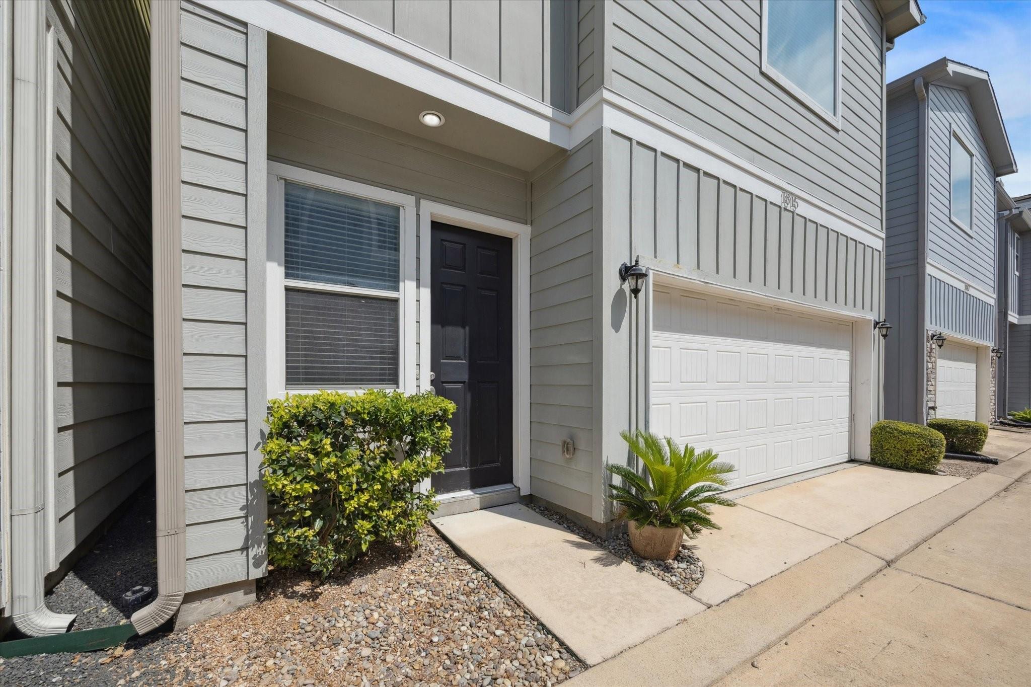 1815 Crestdale Drive