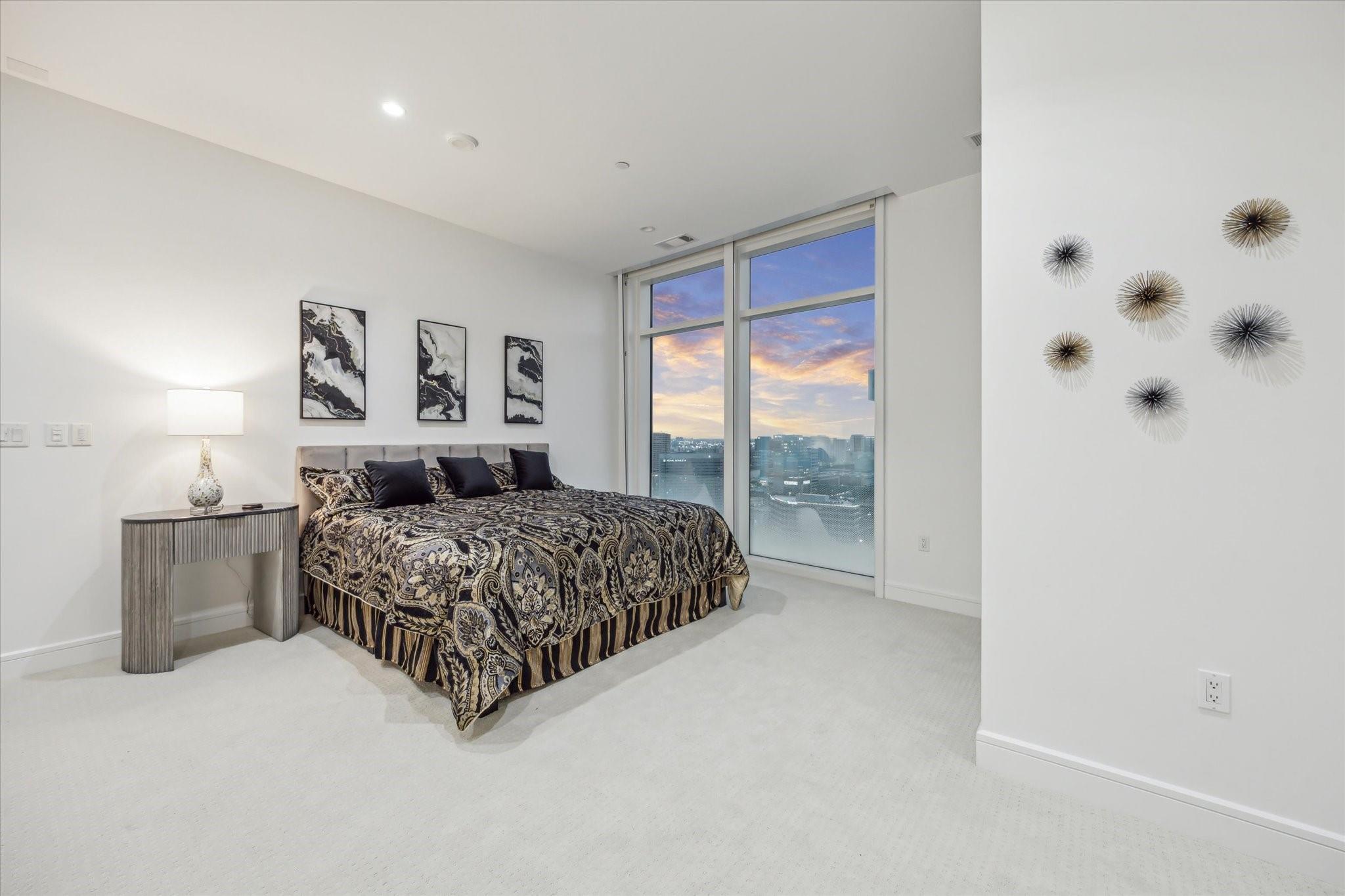 4521 San Felipe Street # 5 Unit: 2304-5