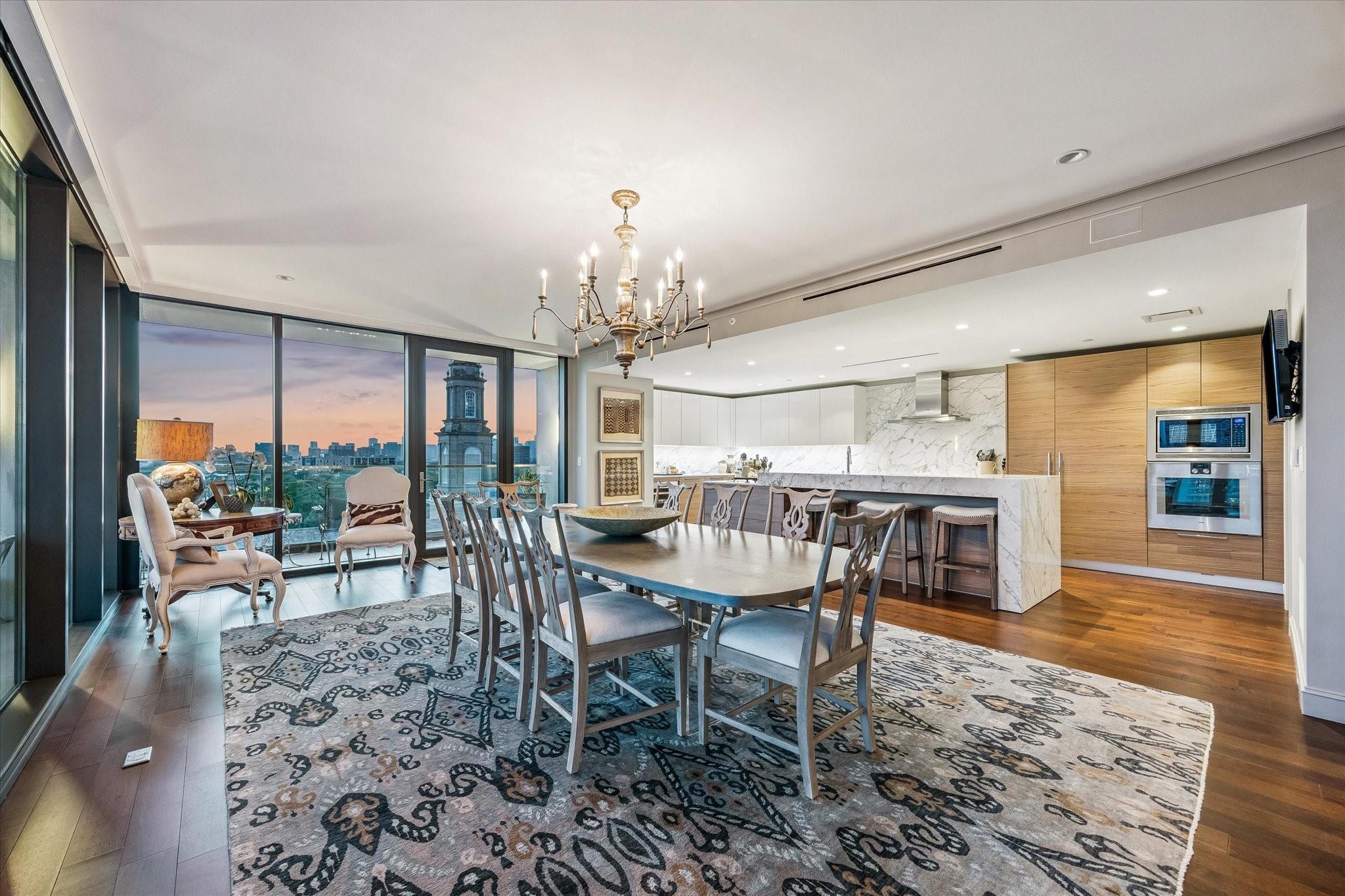 3433 Westheimer Road # 706