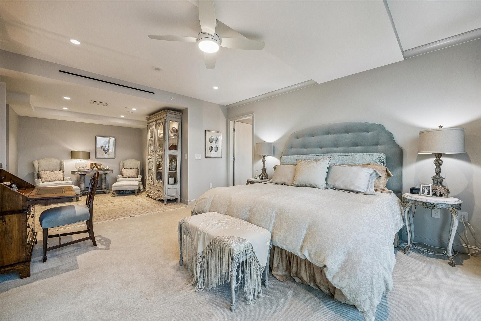 3433 Westheimer Road # 706