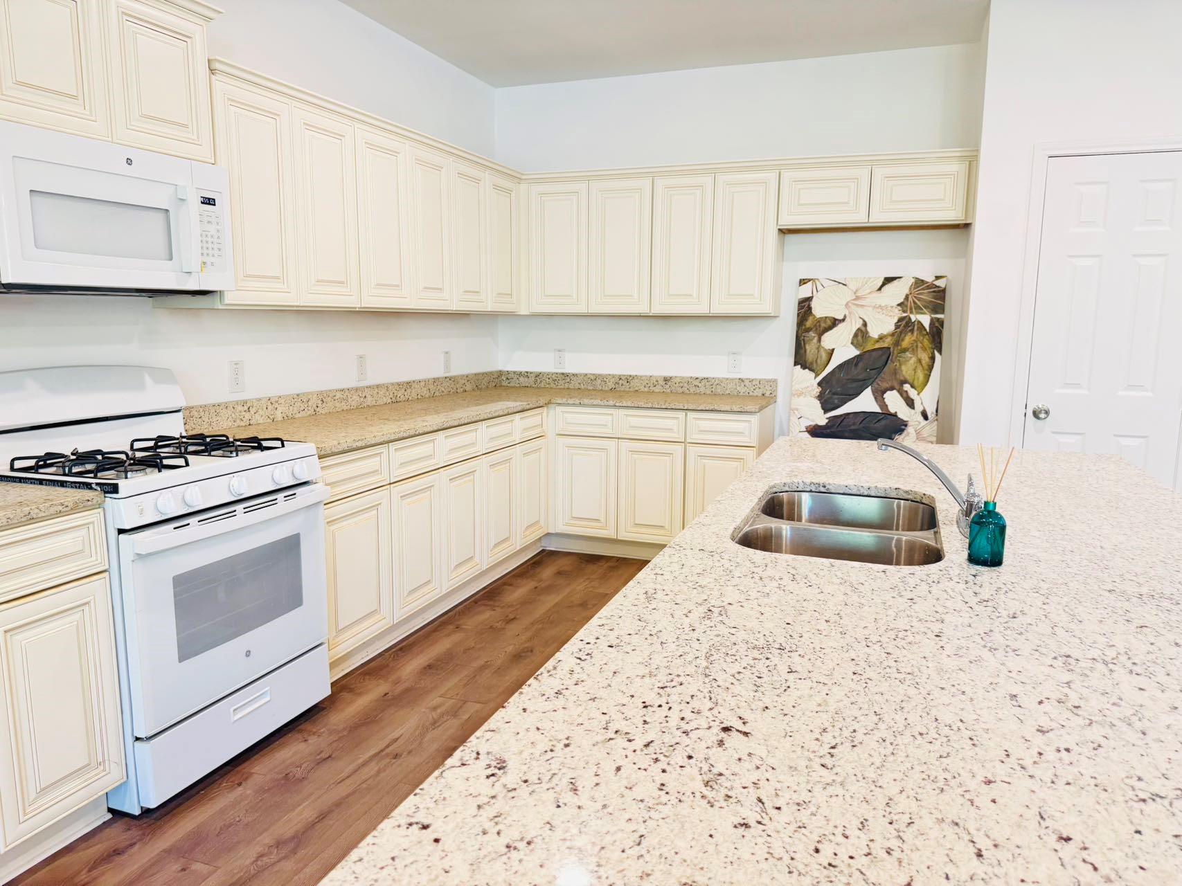 11130 Beverley Park Street