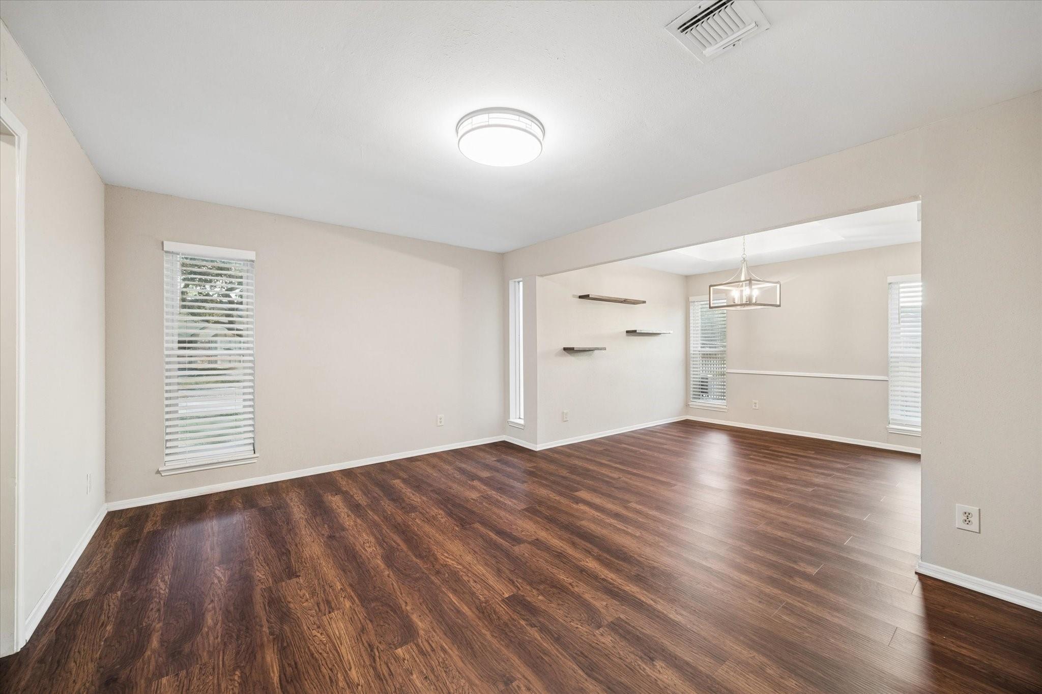6226 Bankside Drive