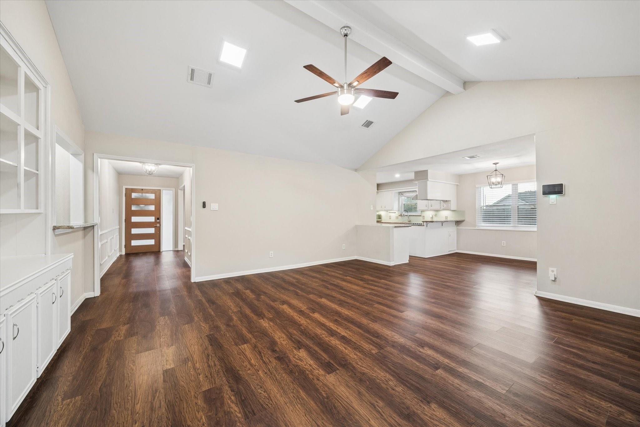 6226 Bankside Drive