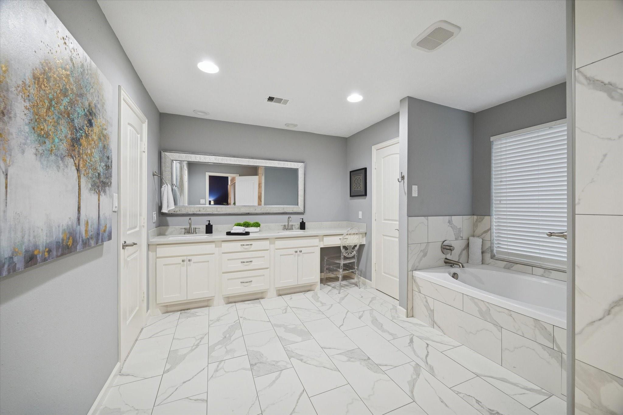 19 Thornhill Oaks Drive