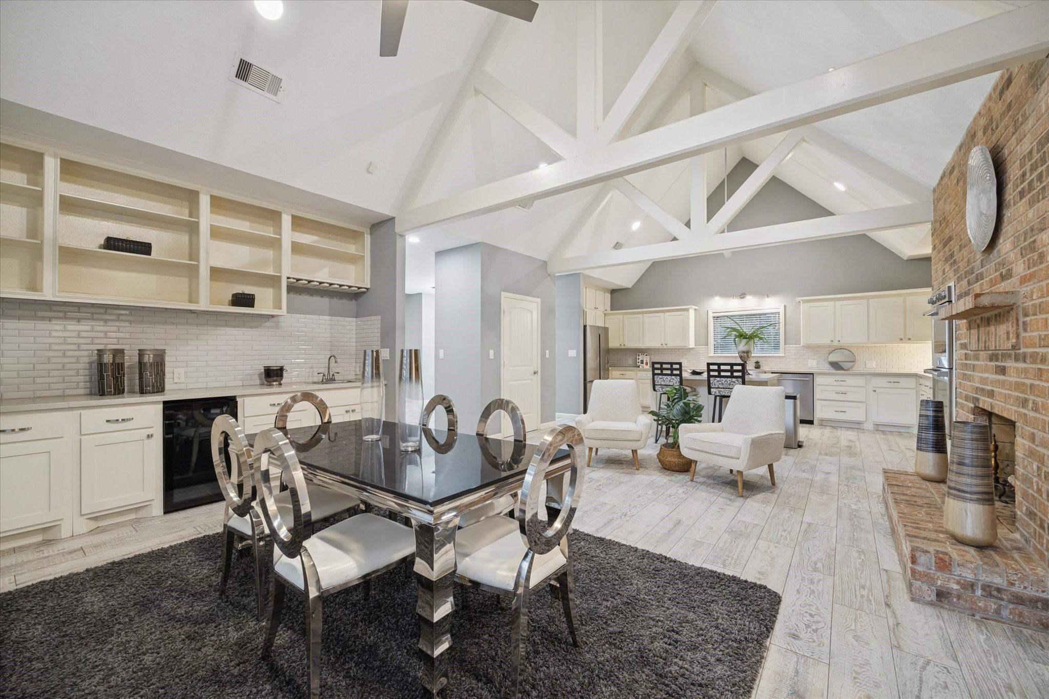 19 Thornhill Oaks Drive