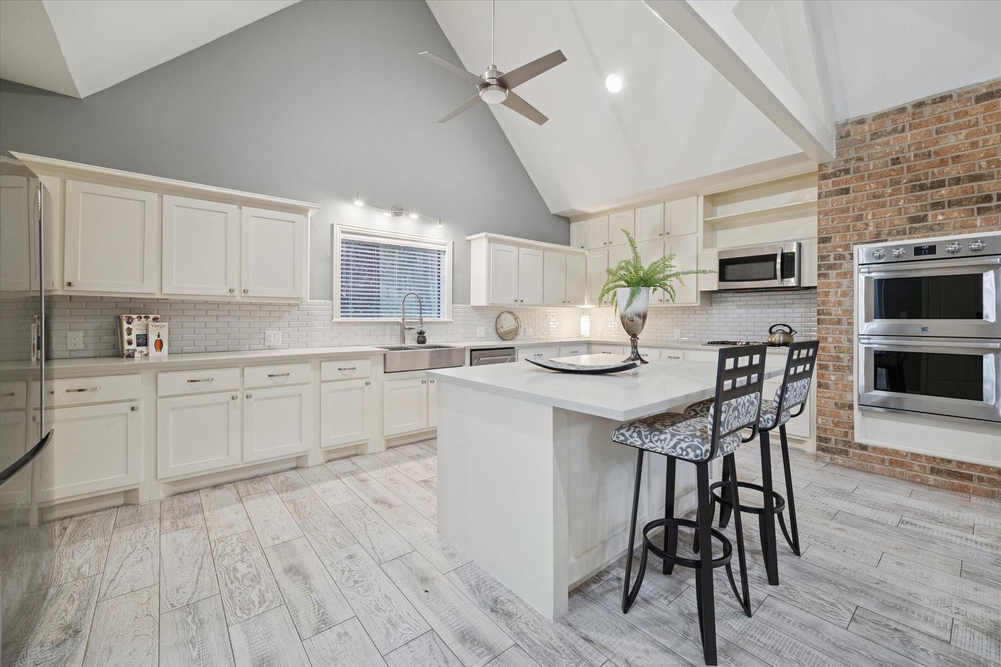 19 Thornhill Oaks Drive