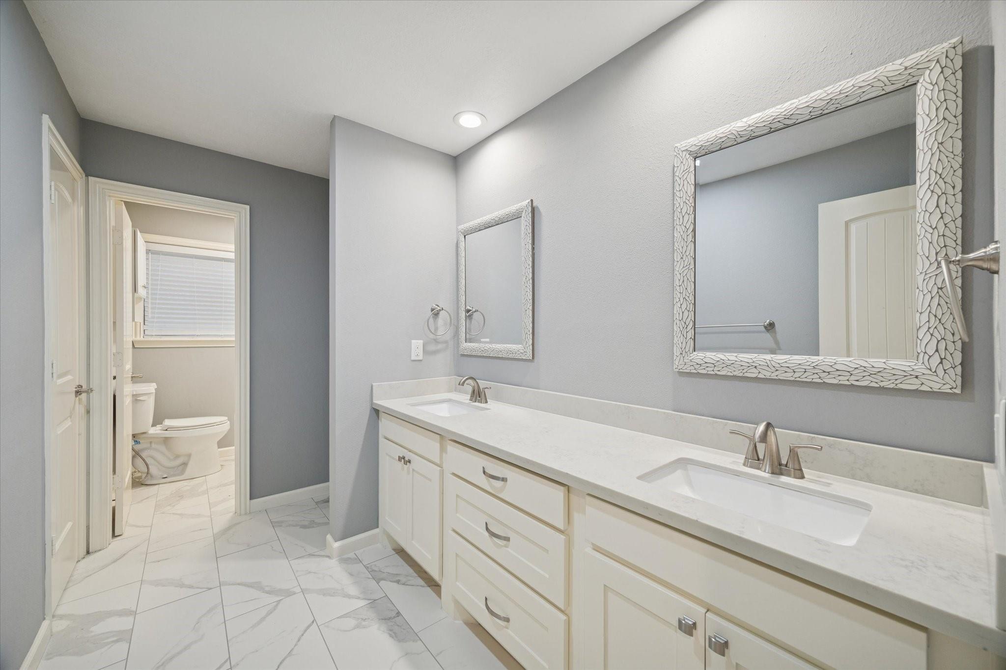 19 Thornhill Oaks Drive