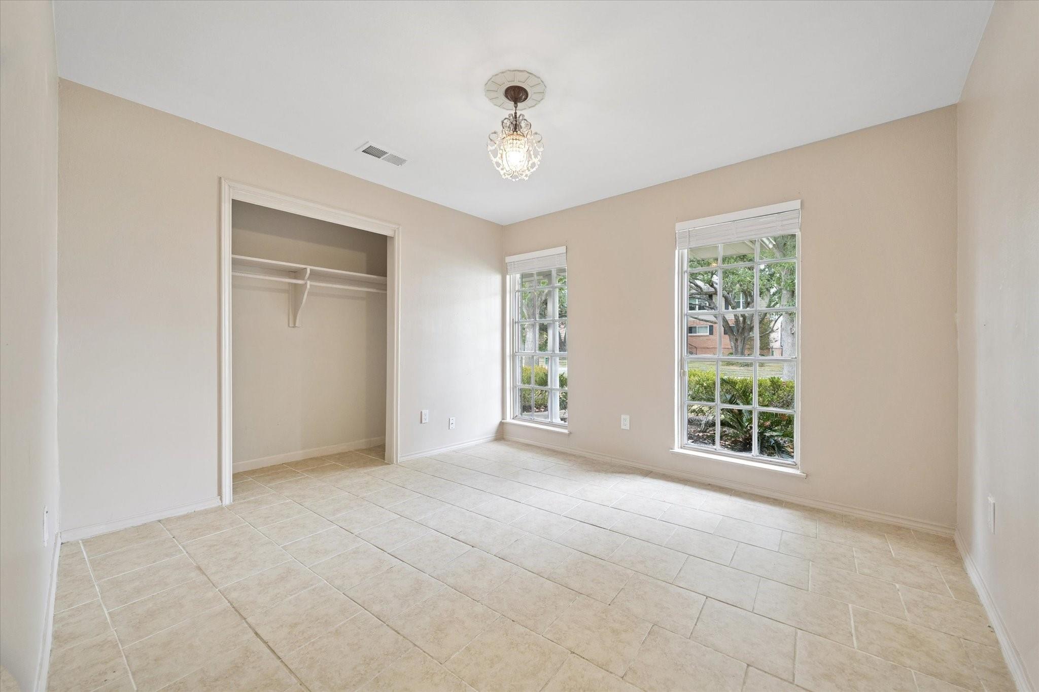 4919 Valkeith Drive, Houston