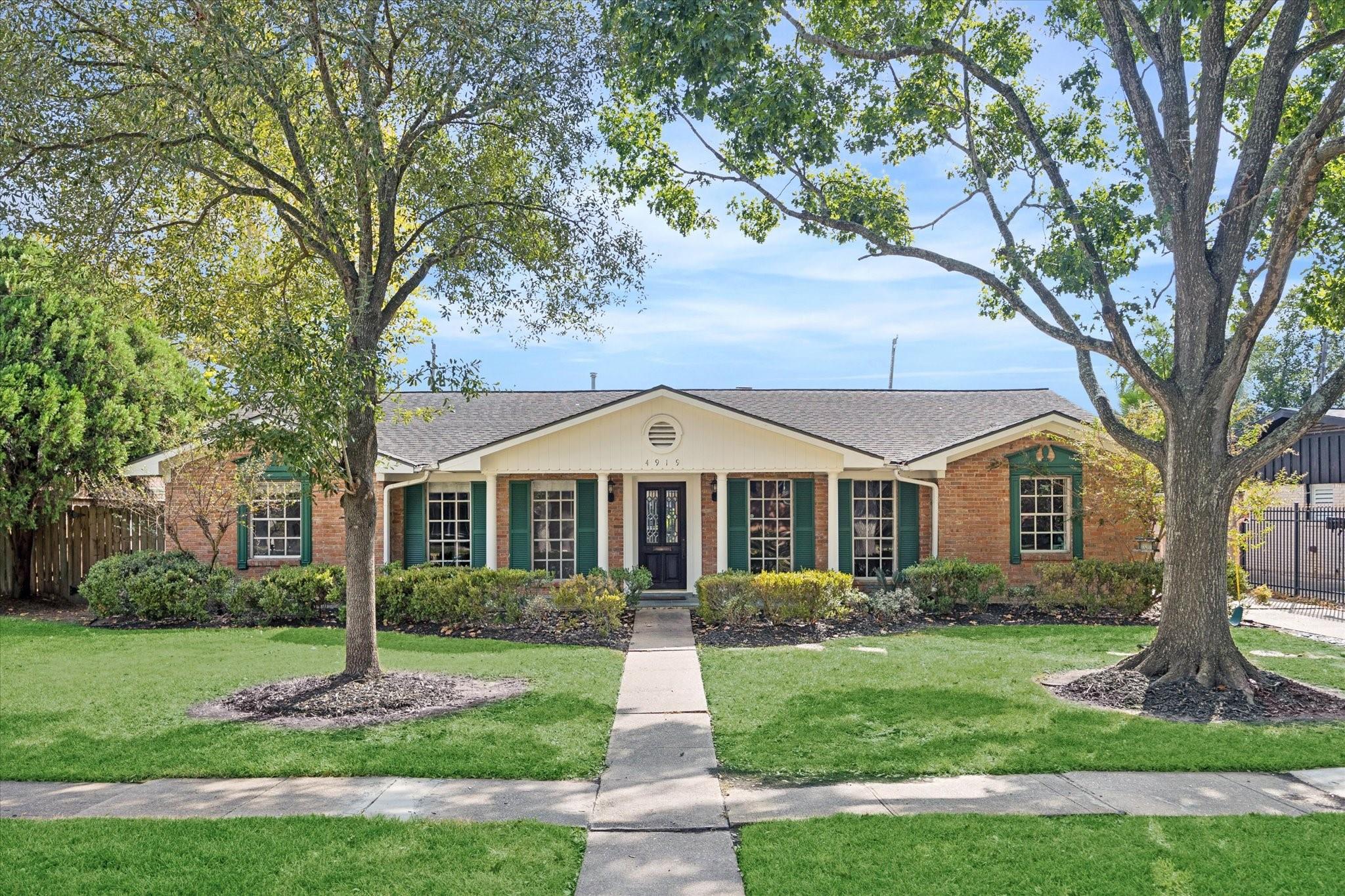 4919 Valkeith Drive, Houston
