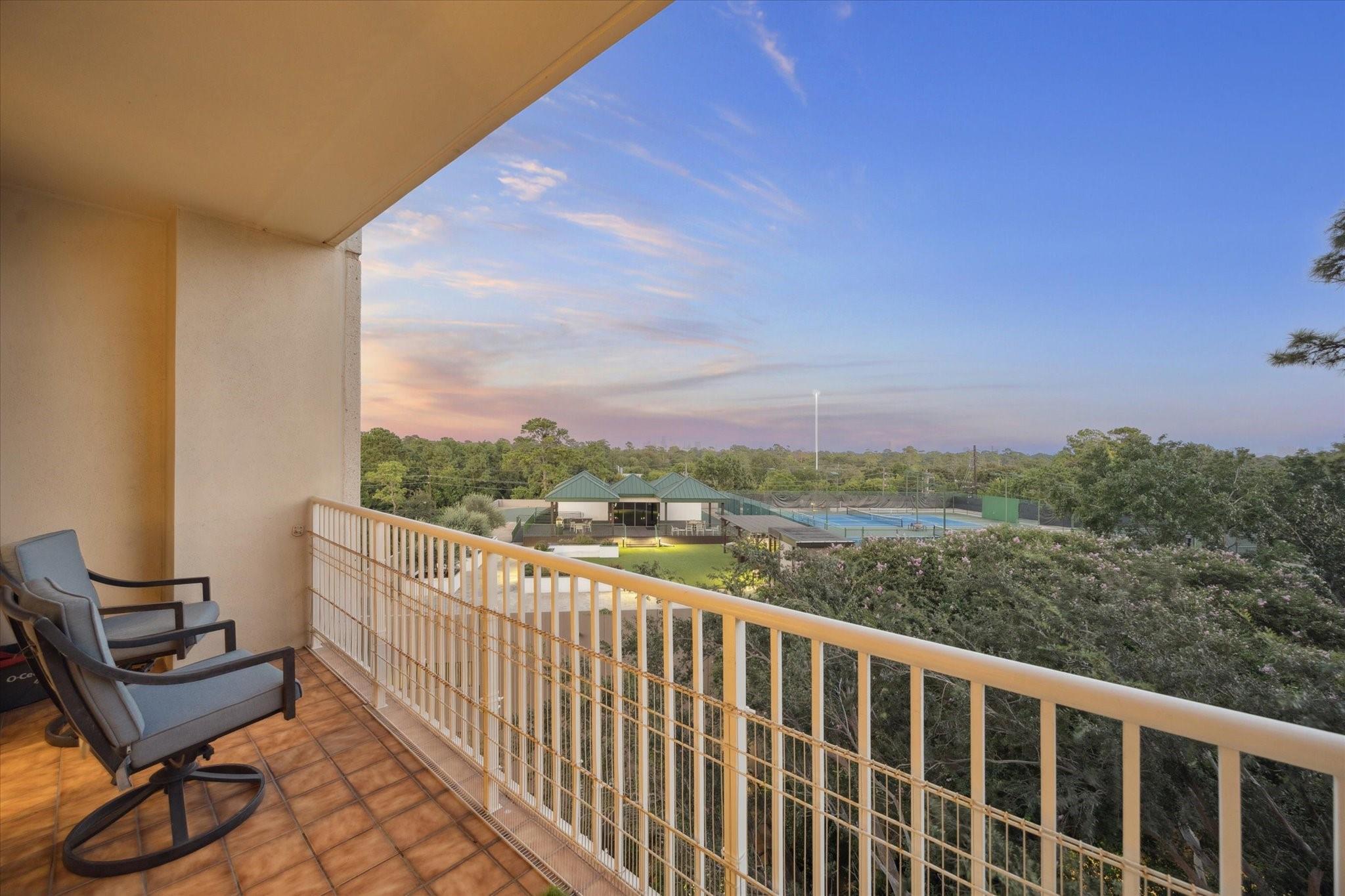 121 N Post Oak Lane # 601