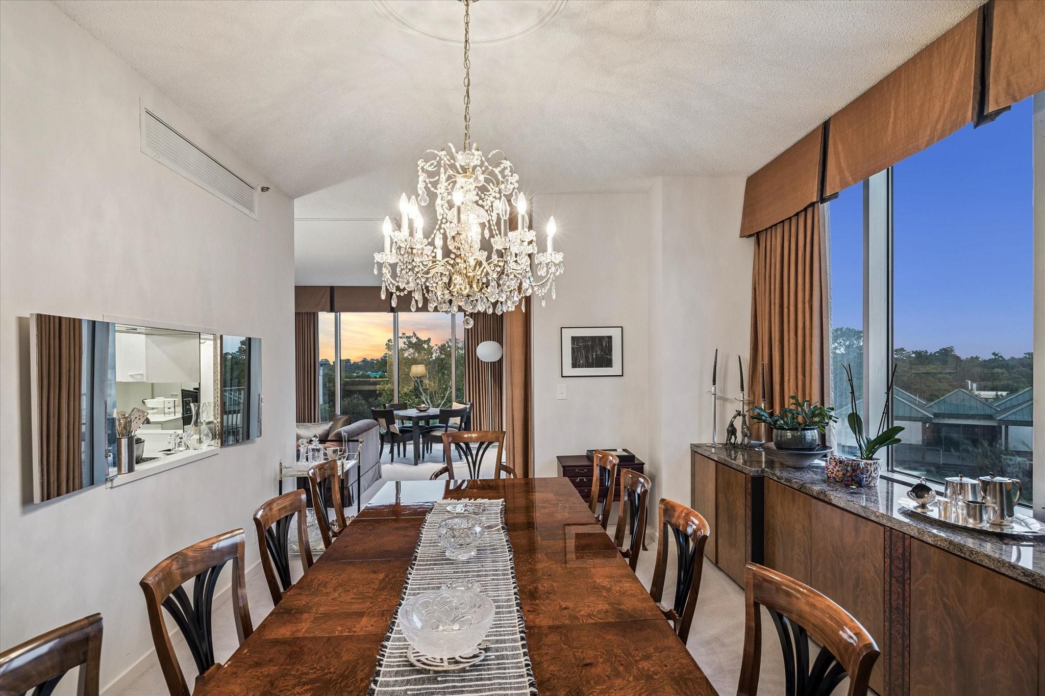 121 N Post Oak Lane # 601