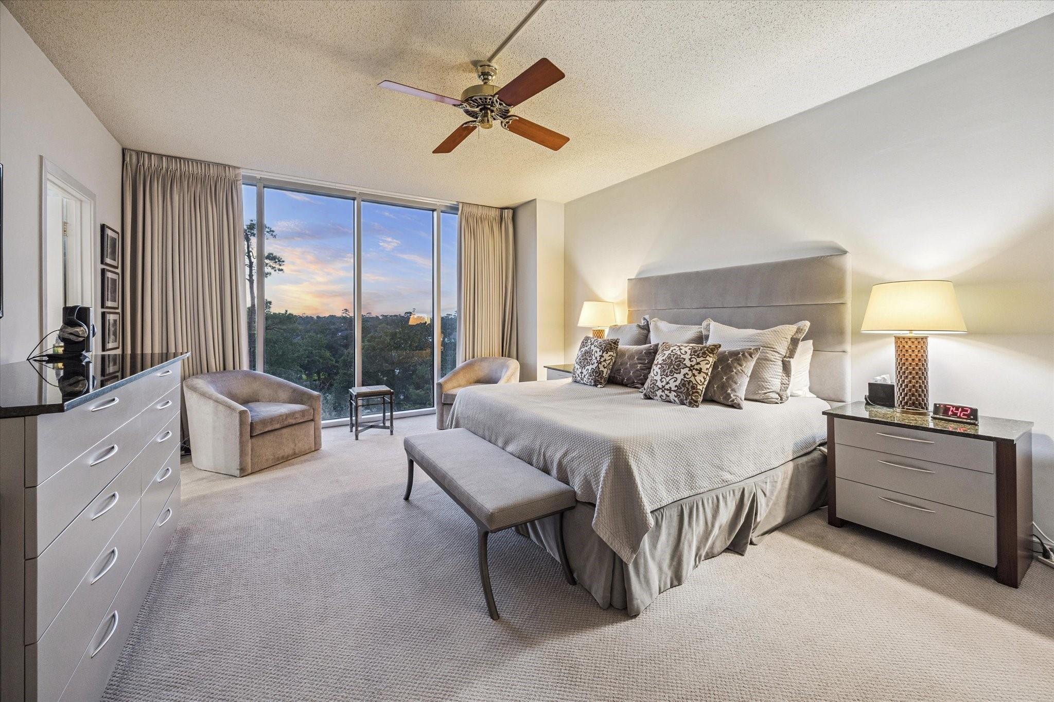 121 N Post Oak Lane # 601