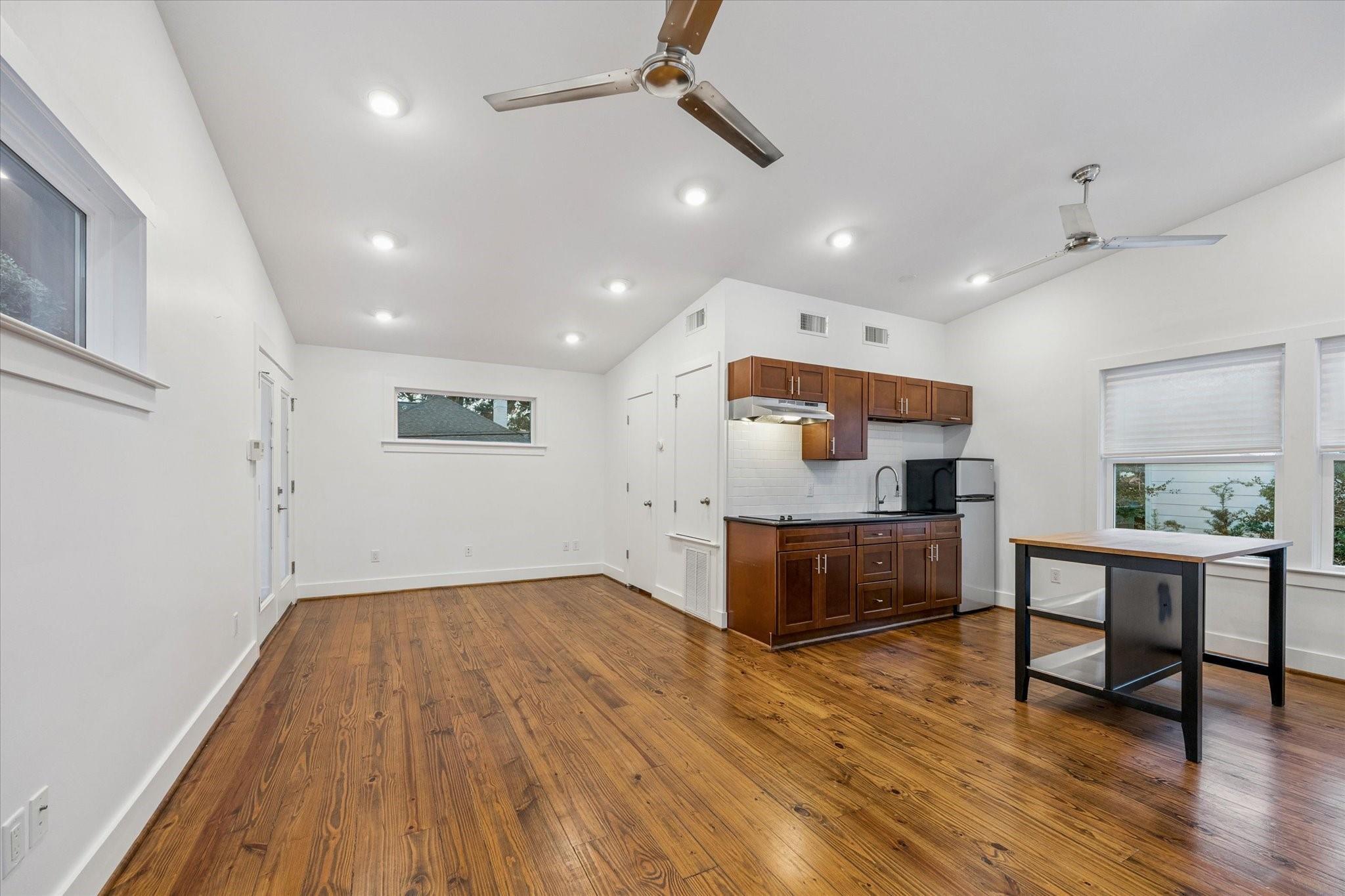 2420 Locke Lane