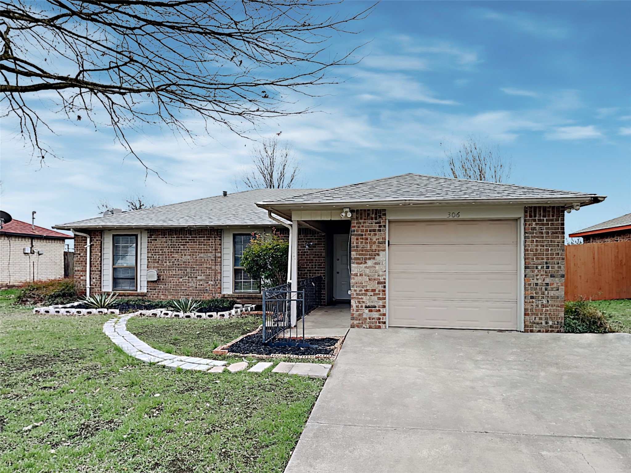 306 E Milas Lane