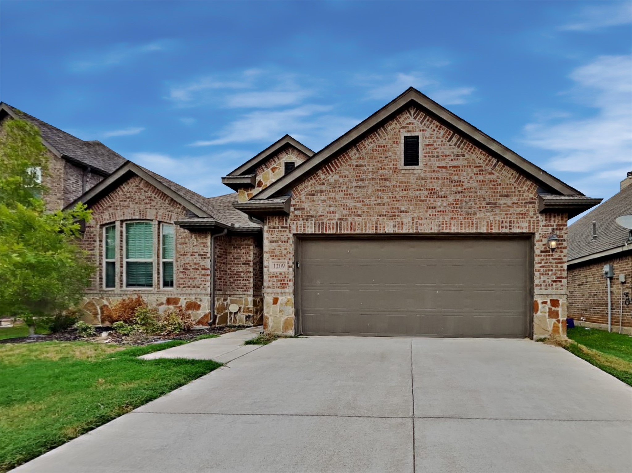 1236 Trumpet Drive