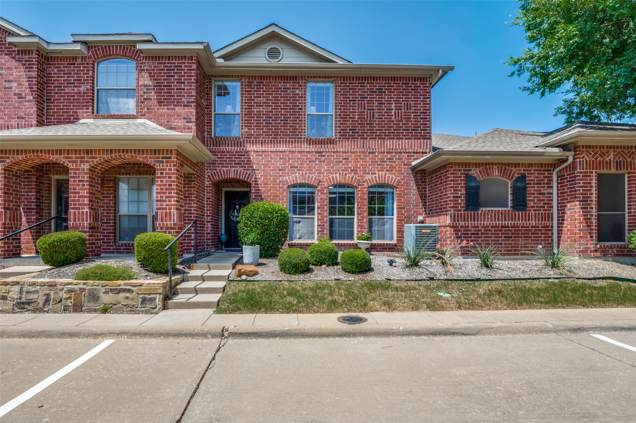 575 S Virginia Hills Drive 2902