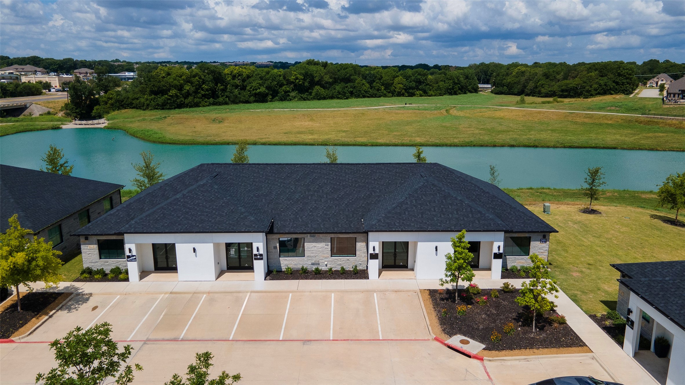 2001 Auburn Hills Parkway 403