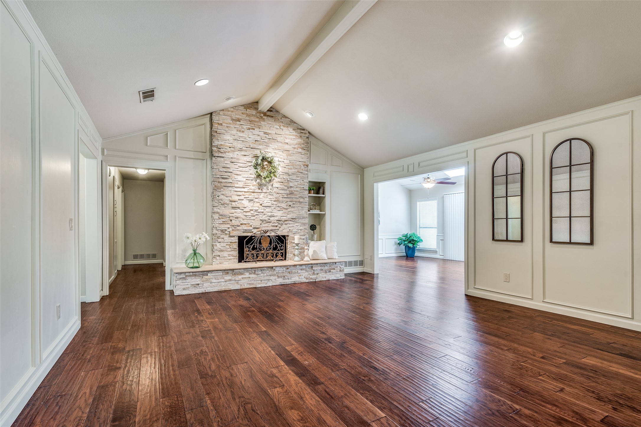 1512 Danube Lane